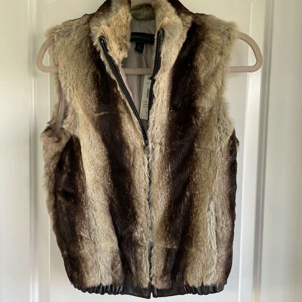 CHINCHILLA VEST NEW & REAL & ELEGANT